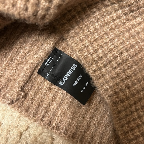 Express hat - Picture 2 of 2